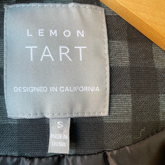 Lemon Tart Black Plaid Vest Size Small in Excellent Condition - Picture 8 of 10